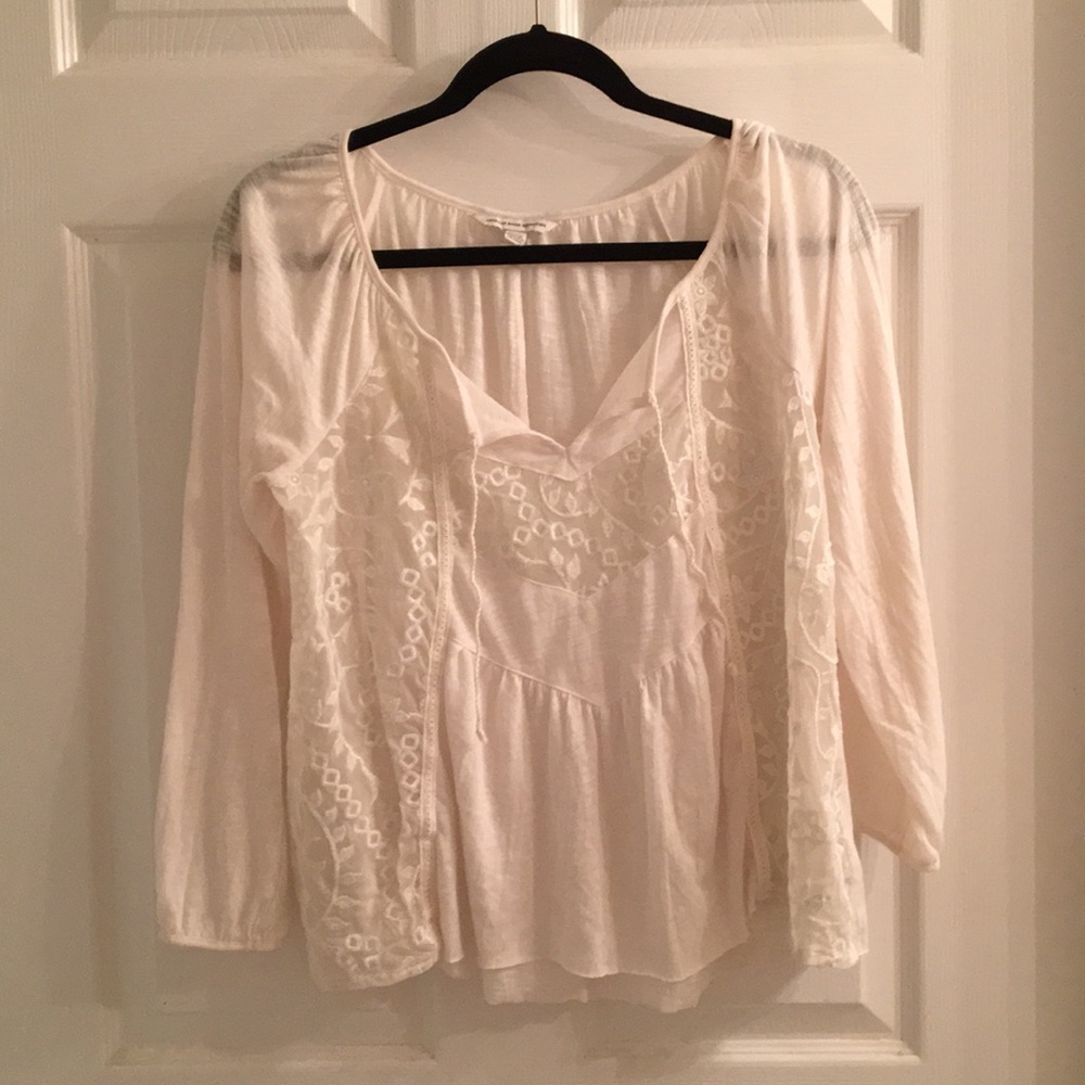 American Eagle Cream top with lace panels size M